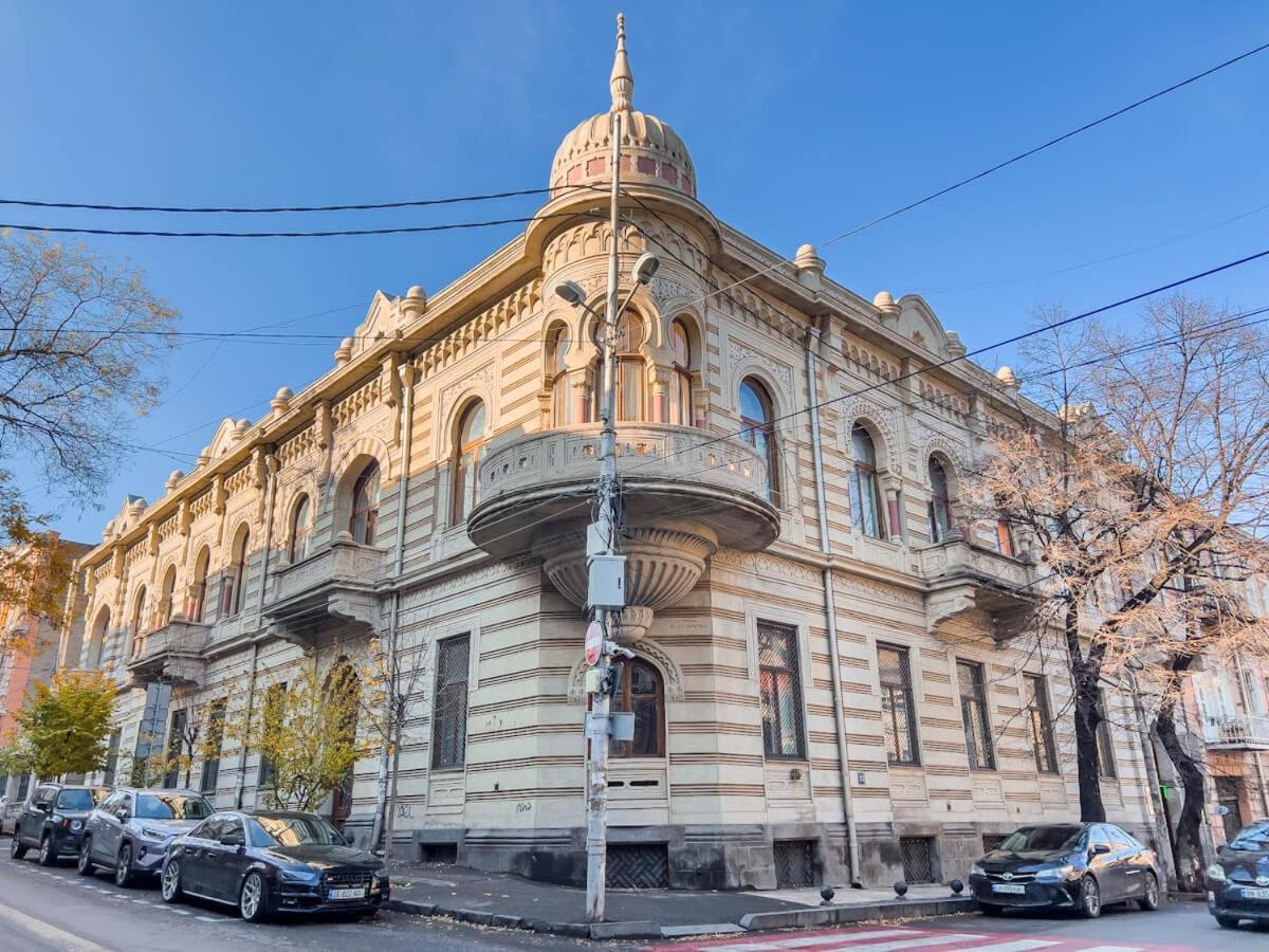 Sofiko In A Legendary Building