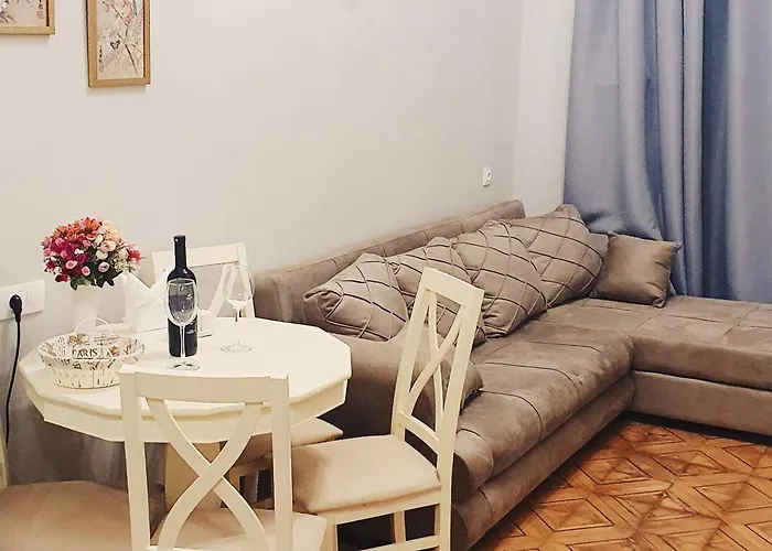Sofiko Apartment In A Legendary Building